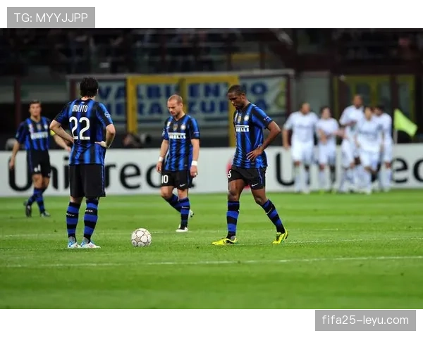 埃斯中场组织能力显著提升,引领球队开启战术革新与胜利新篇章 埃斯中场组织能力显著提升,引领球队开启战术革新与胜利新篇章