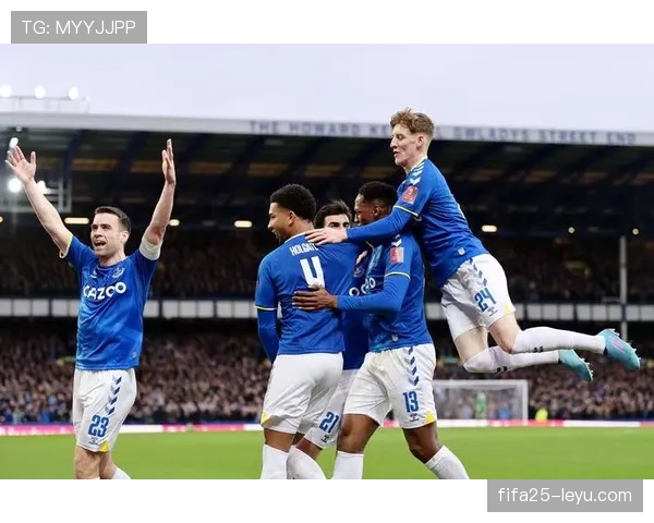 埃弗顿新赛季展望：古迪逊公园迎挑战，多线发力提升竞争力